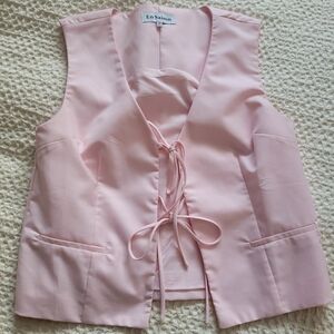 En Saison Pink Sleeveless Vest with Tie Front